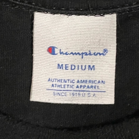 Champion T-Shirt - Picture 2 of 3